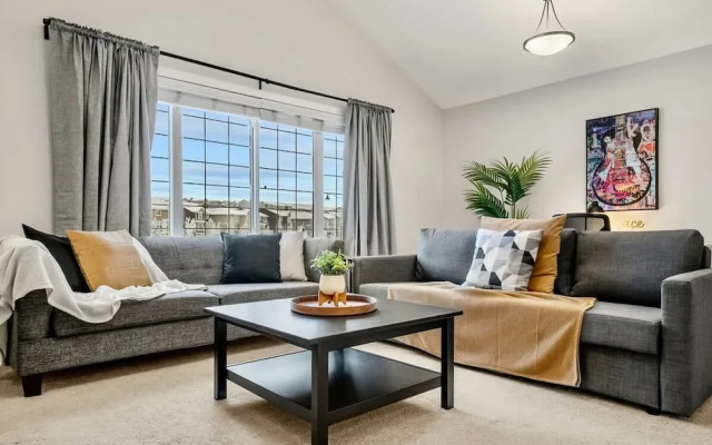 The Mask - 5BD - Movie Room - Kidfriendly