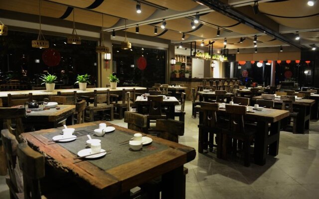 Guilin Hantang Xinge Hotel Two Rivers And Four Lakes Branch