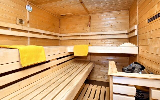 Magnificent Detached House with Sauna for Nature Lovers