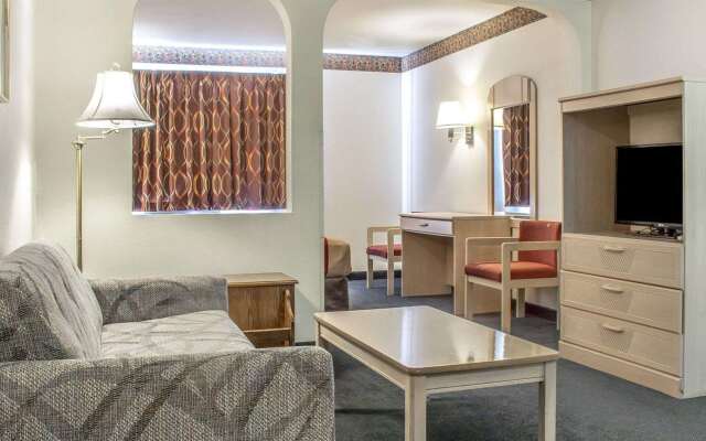 Quality Inn Winslow I-40