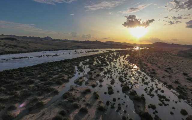 Sandfontein Lodge & Nature Reserve