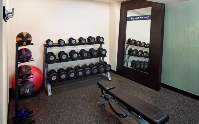Hampton Inn Long Island/Islandia