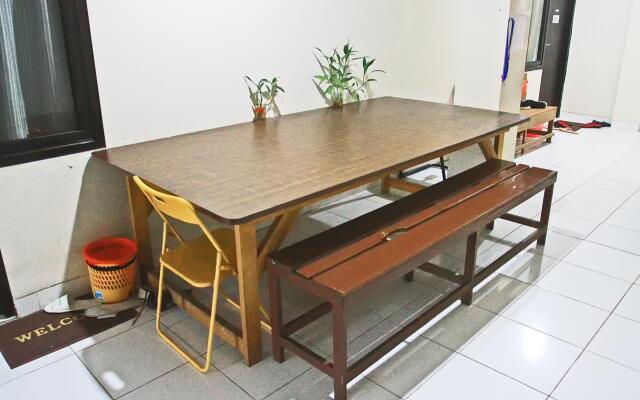 Oyo 1020 Pelita Guest House