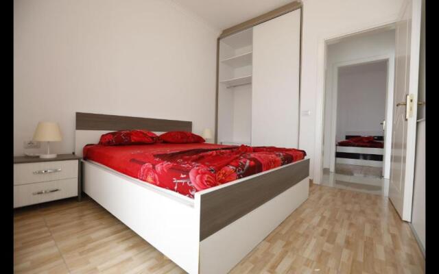 "sion Albania Saranda Apartment"