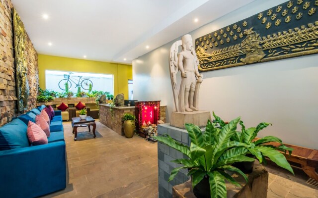 Samnak Lounge