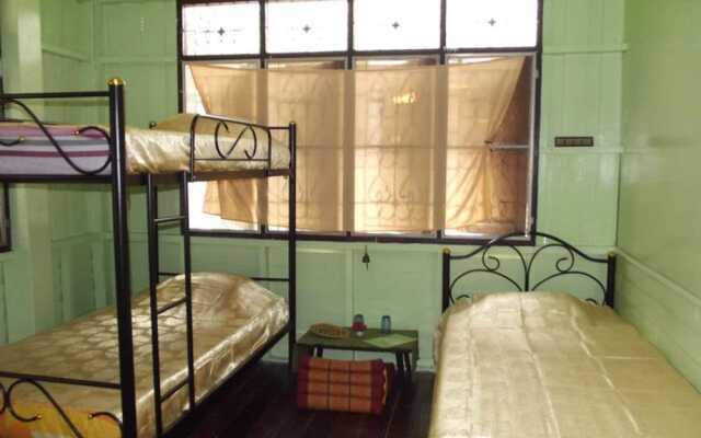 Chez Nous Homestay
