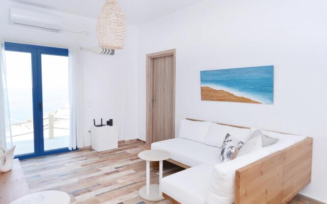 Villa Azure - Breathtaking Views & Private Pool