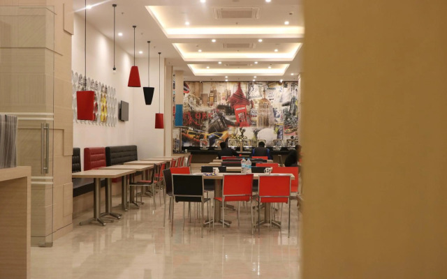 Red Fox by Lemon Tree Hotels, Sector 60, Gurugram