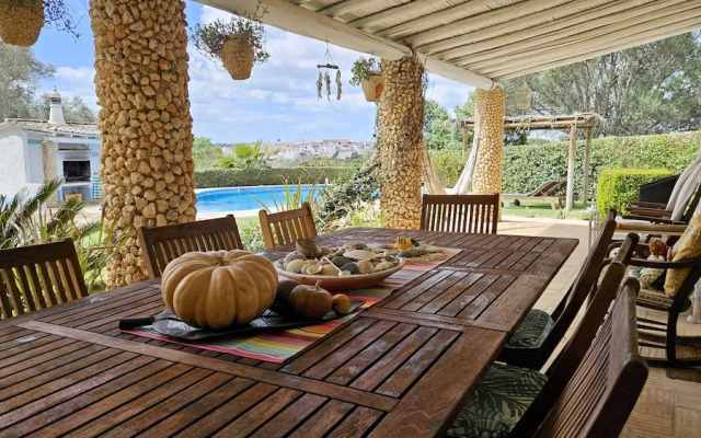 Toca do Fradinho - Pera 3 7Km da Praia