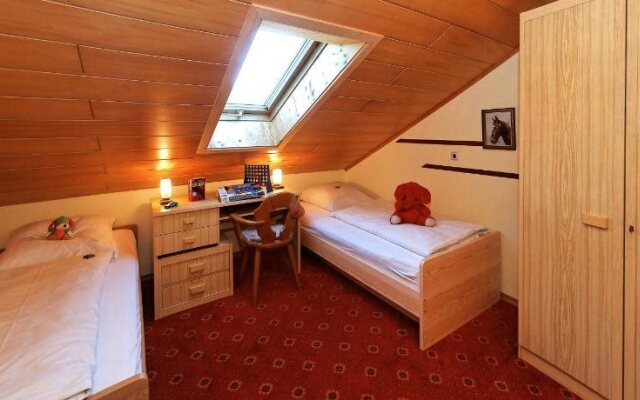 Hotel "Haus am Berg"