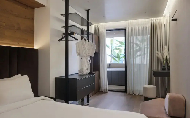 Blanco Athens Aparthotel
