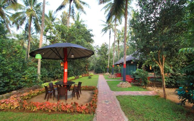 OYO 10757 Trippers Stay