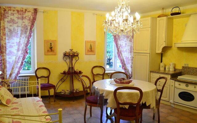 Relais de la Place