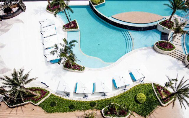 YOHO Hollywood Roosevelt Hotel