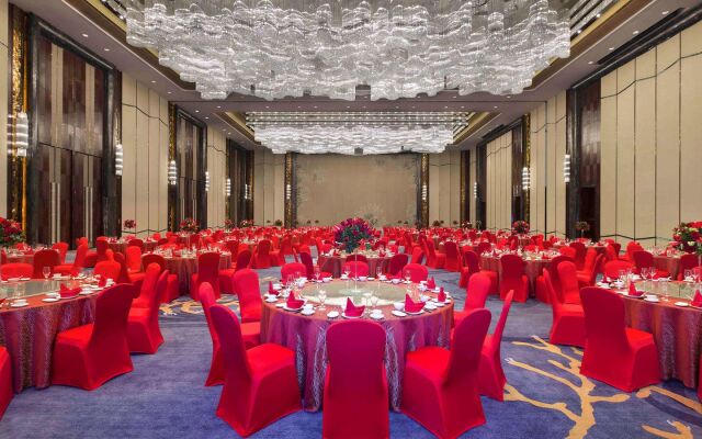 Pullman Yantai Center