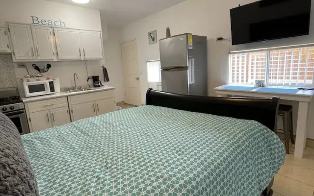 Seaside Adventure Lodging