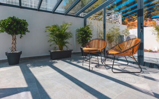 Villa Supernova