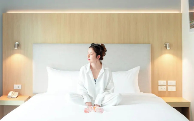 B2 China Town Yaowarat Premier