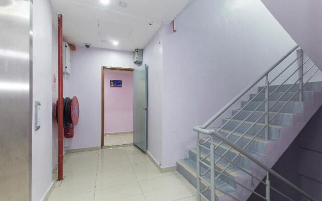 Super OYO 258 Hotel SMC Alam Avenue