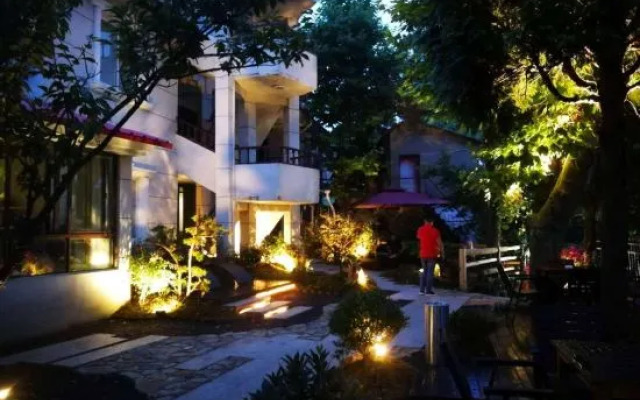 Yuanye Yunshu Hostel