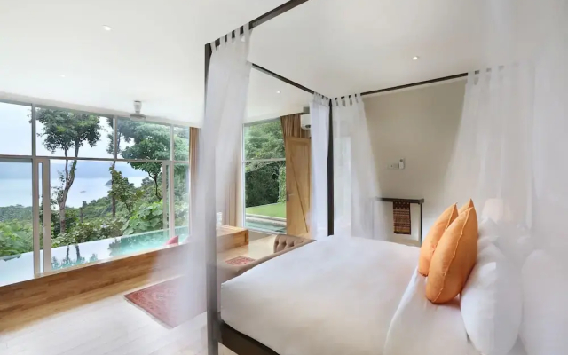 Ambong Pool Villas - Private Pool