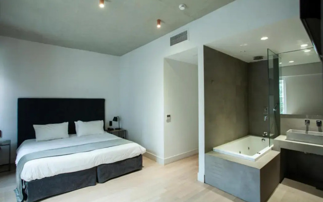 Art Suites Korai
