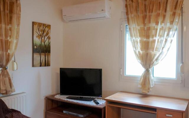 Kanakades Village House