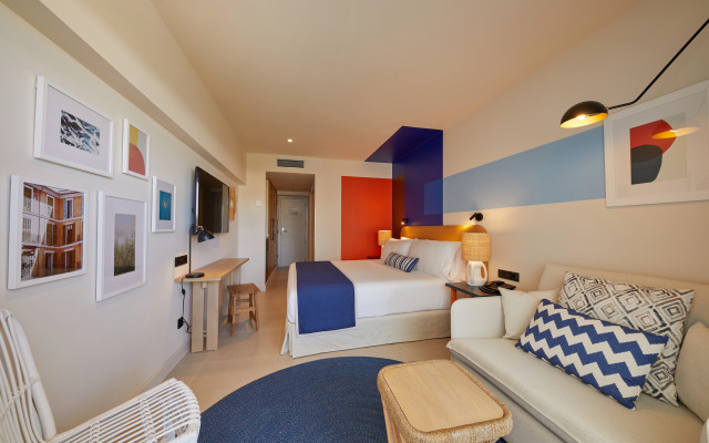 Alua Calvia Dreams