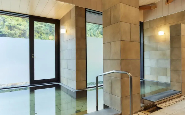 Amagase Onsen Seitenkaku