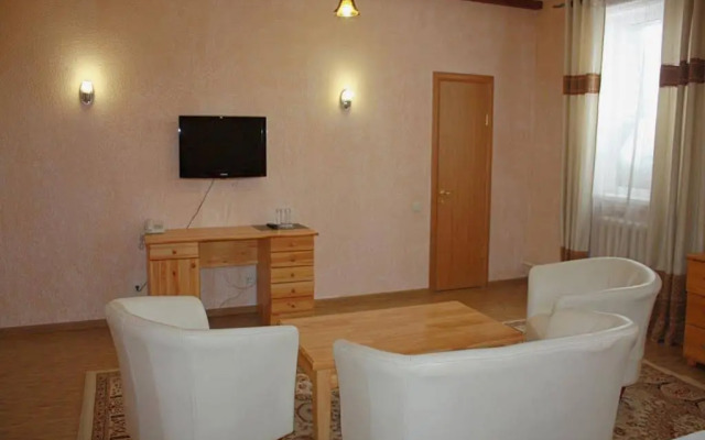 Ay-Sa Hotel