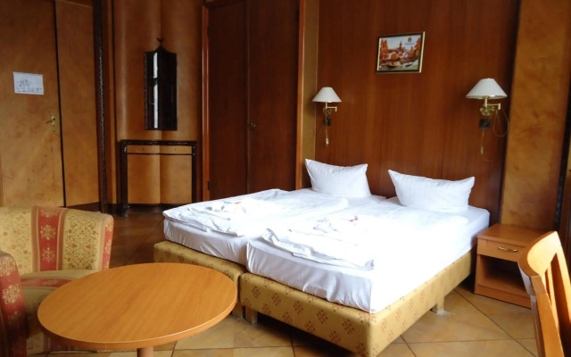 Hotel Aster