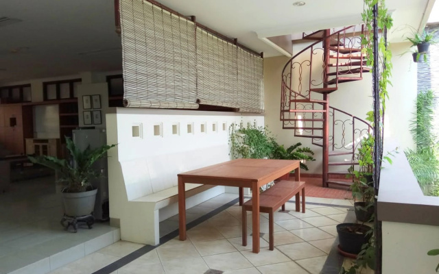 GK Gallery Rumah Sewa by ZUZU
