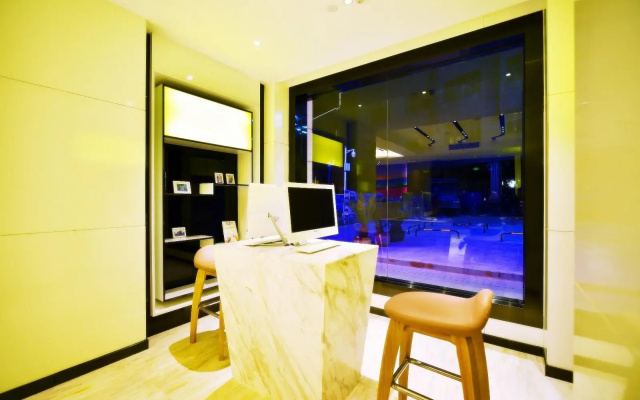 Lavande Hotel (Wuhan Wuchang Railway Station Square)
