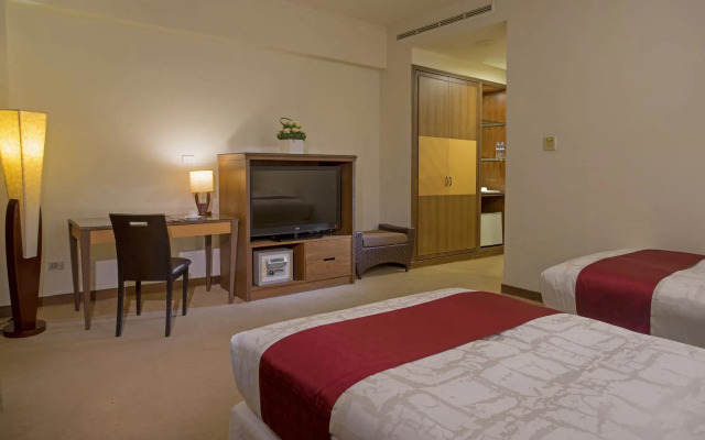 Le Beau Max Resort