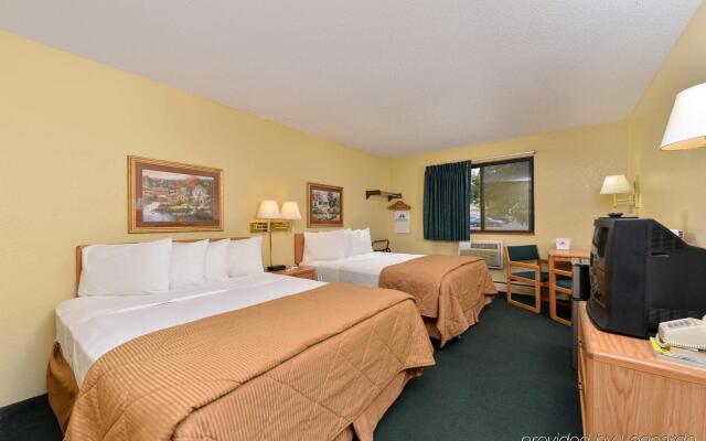 Americas Best Value Inn & Suites Detroit Lakes