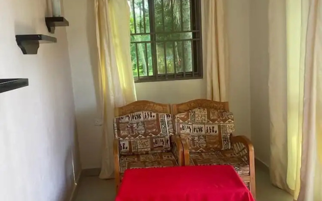 Pearl Gardens Beach Resort Kalangala