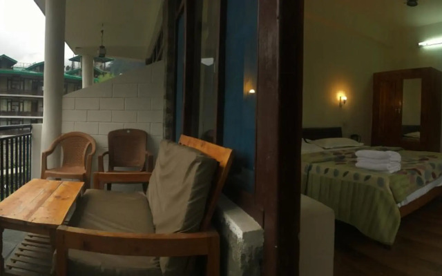 Tourist Hotel