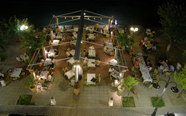 Hotel Kiani Akti