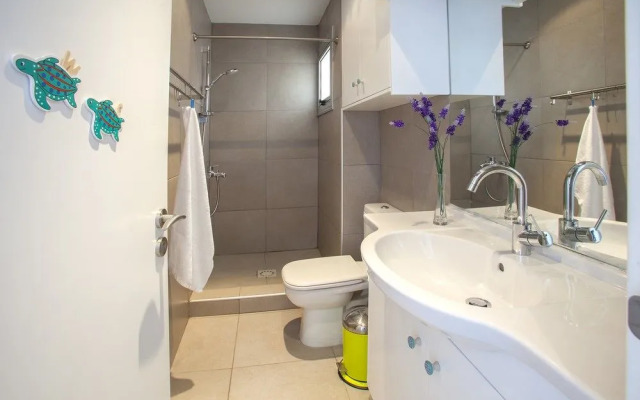 Thalassa Suite
