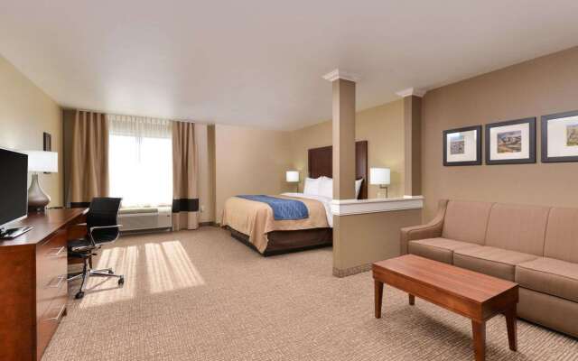 Comfort Inn & Suites Mandan - Bismarck