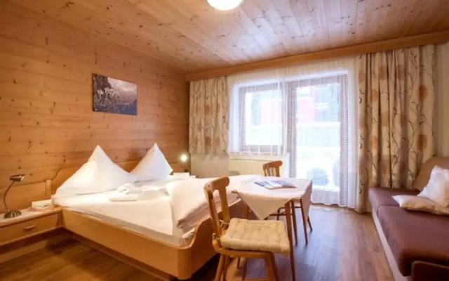 Apartment in Fugen Near Spieljochbahn