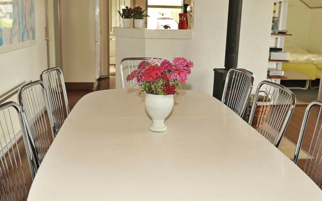 Cosy Holiday Home in Henne With Swimming Pool