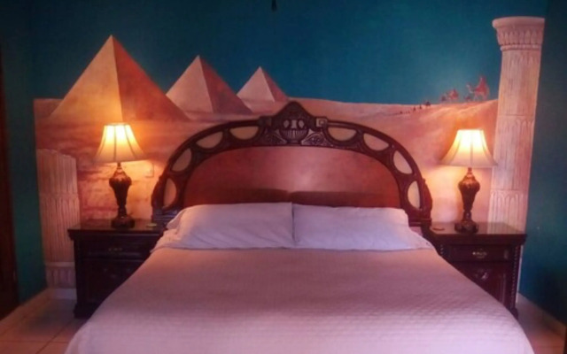 Casa Flores Bed & Breakfast