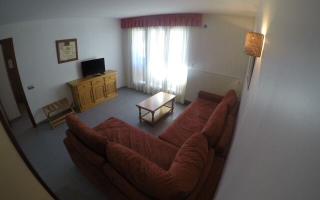 Apartamentos Turísticos Roc Del Castell