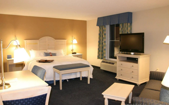 Hampton Inn & Suites Cape Cod-West Yarmouth