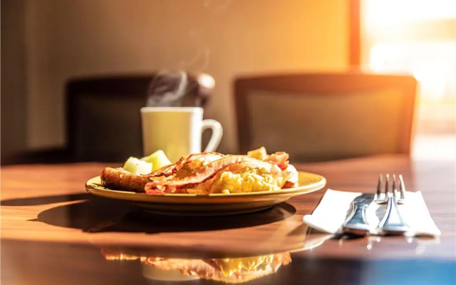 Service Plus Inns and Suites Calgary