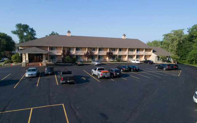 Hampton Falls Inn