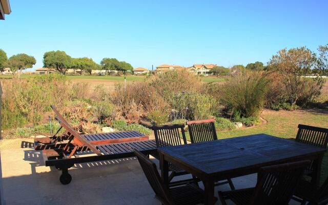 4 Birdies Golf Villa Self catering
