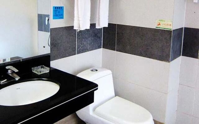 Yulin Jingtong Business Hotel