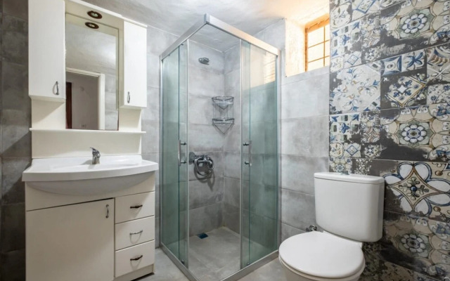 Lovely House Near Sea and Private Beach in Bodrum